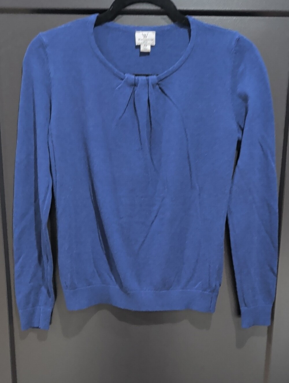 Worthington Blue Pleated Crewneck Long Sleeve Sweater